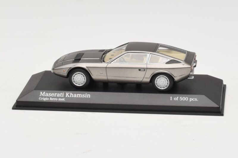 Maserati Khamsin Grey Metallic Minichamps 1:43 Maserati Khamsin Grey Metallic Minichamps 1:43 437123220 Kov