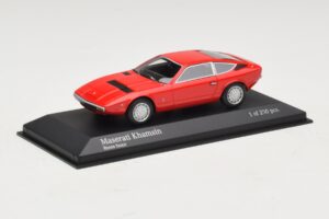 Maserati Khamsin Červený Minichamps 1:43 437123224 Kov – obrázek 2 z 4