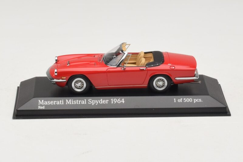 Maserati Mistral Spyder Červený Minichamps 1:43 437123430 Kov