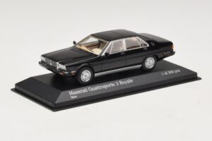 Maserati Quattroporte III Royale Černý Minichamps 1:43 437123501 Kov – obrázek 2 z 4