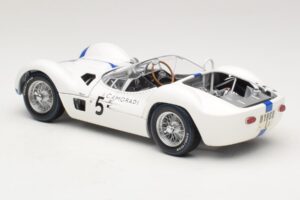 Maserati Tipo 61 #5 S. Moss / D. Gurney Camoradi ADAC 1000km Nurburgring Winner 1960 Minichamps 1:18 100601205 Kov – obrázek 7 z 8