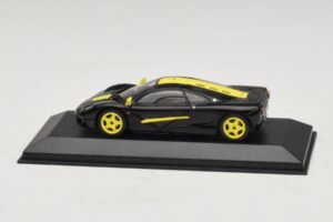 McLaren F1 Černá Se Žlutými Pruhy Minichamps 1:43 MCLAREN004 Kov – obrázek 3 z 4
