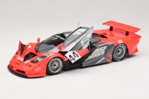McLaren F1 GTR Lark #44 Tsuchiya / Ayles 24 Hours of Le Mans 1997 Minichamps 1:18 530133744 Kov – obrázek 2 z 8