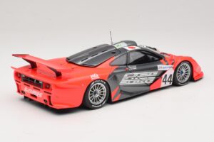 McLaren F1 GTR Lark #44 Tsuchiya / Ayles 24 Hours of Le Mans 1997 Minichamps 1:18 530133744 Kov – obrázek 3 z 8