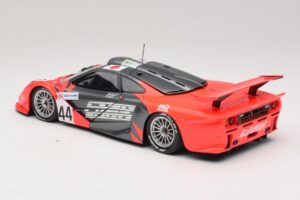 McLaren F1 GTR Lark #44 Tsuchiya / Ayles 24 Hours of Le Mans 1997 Minichamps 1:18 530133744 Kov – obrázek 7 z 8