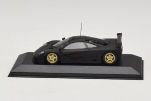 McLaren F1 GTR Prototype Černá Matná Se Zlatými Koly Minichamps 1:43 MCLAREN008 Kov – obrázek 3 z 4