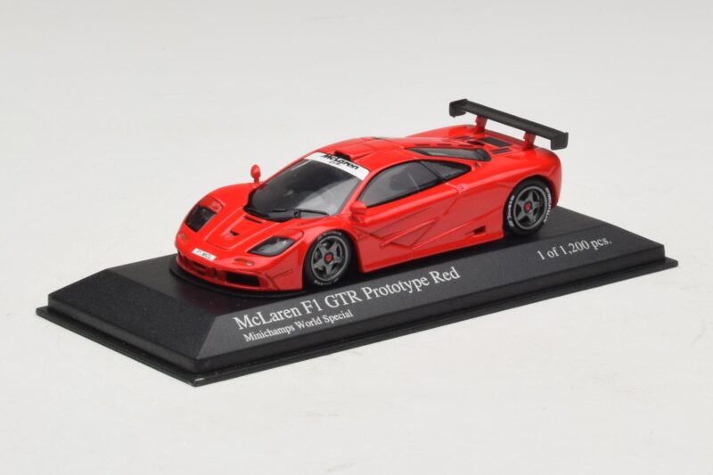 McLaren F1 GTR Prototype World Special Červený Minichamps 1:43 McLaren F1 GTR Prototype World Special Červený Minichamps 1:43 MCLAREN007 Kov