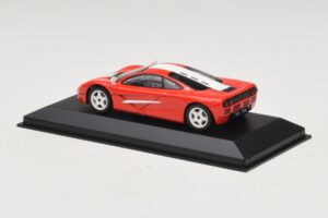 McLaren F1 Červená S Bílými Pruhy Minichamps 1:43 MCLAREN005 Kov – obrázek 2 z 4