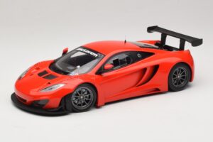McLaren MP4-12C GT3 Červený 2013 Minichamps 1:18 151121392 Kov