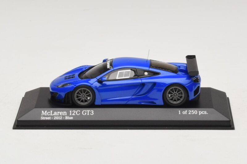 McLaren MP4-12C GT3 Street Modrý Minichamps 1:43 437121397 Kov