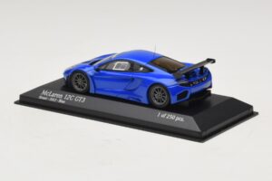 McLaren MP4-12C GT3 Street Modrý Minichamps 1:43 437121397 Kov – obrázek 3 z 4