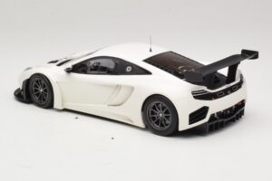 McLaren MP4-12C GT3 Bílý 2013 Minichamps 1:18 151121394 Kov – obrázek 5 z 6
