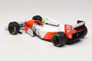 McLaren MP4/8 Ford #8 A. Senna Winner European GP 1993 Minichamps 1:18 540931818 Kov – obrázek 5 z 7