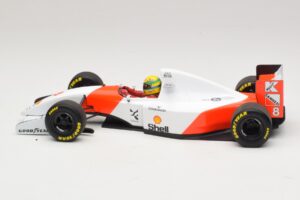 McLaren MP4/8 Ford #8 A. Senna Winner Japanese GP 1993 Minichamps 1:18 540931878 Kov – obrázek 4 z 7