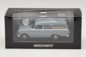 Mercedes 190 W110 Sanitka DRK Minichamps 1:43 400037270 Kov – obrázek 4 z 4