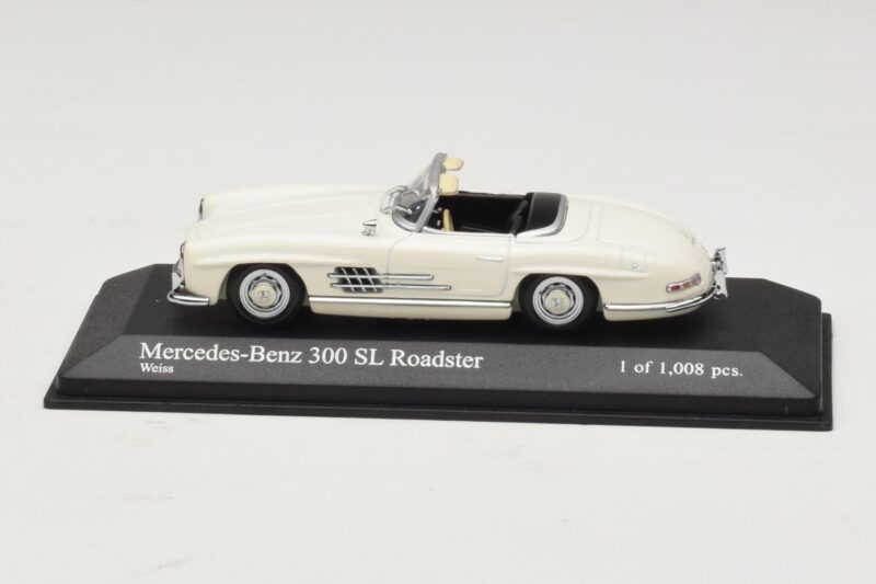 Mercedes 300 SL W198 Roadster Bílý Minichamps 1:43 Mercedes 300 SL W198 Roadster Bílý Minichamps 1:43 400039034 Kov