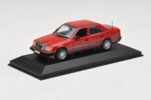 Mercedes 300D W124 Turbo Červený Minichamps 1:43 3210 Kov – obrázek 2 z 4