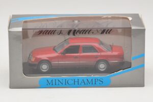 Mercedes 300D W124 Turbo Červený Minichamps 1:43 3210 Kov – obrázek 4 z 4