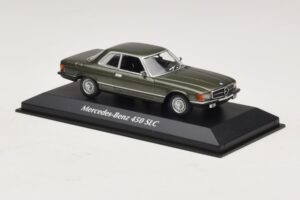 Mercedes 450 SLC C107 Tmavě Zelená Metalíza Maxichamps 1:43 940033420 Kov – obrázek 3 z 4