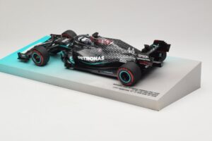 Mercedes AMG Petronas W11 EQ Performance #44 L. Hamilton 91st F1 Win Eifel GP 2020 Minichamps 1:18 113201144 Kov – obrázek 5 z 6