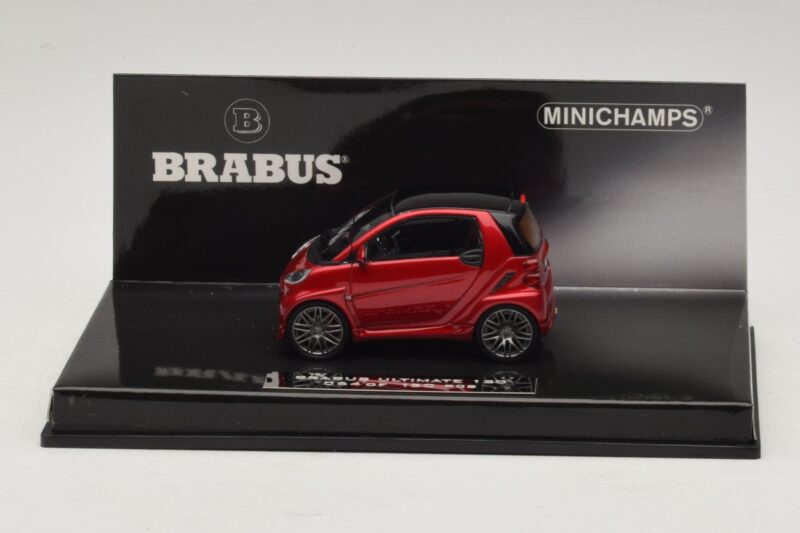 Mercedes Brabus Ultimate 120 Červený Minichamps 1:43 Mercedes Brabus Ultimate 120 Červený Minichamps 1:43 437032701 Kov