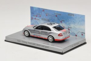 Mercedes E-Class #5 Team Auto Motor und Sport Rally Paris-Peking 2007 Minichamps 1:43 B66962261 Kov – obrázek 3 z 5