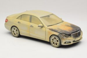 Mercedes E-Class W212 Spálený Dubaj Umělecké Auto Minichamps 1:18 MB008 Kov – obrázek 4 z 6