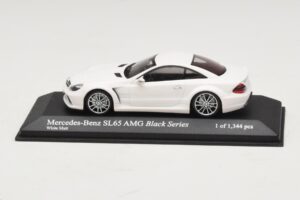 Mercedes SL65 AMG R230 Black Series Matná Bílá Minichamps 1:43 400038222 Kov