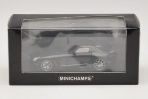 Mercedes SLS AMG C197 Black Series Černá Metalíza Minichamps 1:43 437033020 Kov – obrázek 4 z 4