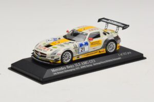 Mercedes SLS AMG GT3 #21 Rowe Racing Hartung / Heyer Nurburgring 24 Hours 2013 Minichamps 1:43 410133221 Kov – obrázek 2 z 4