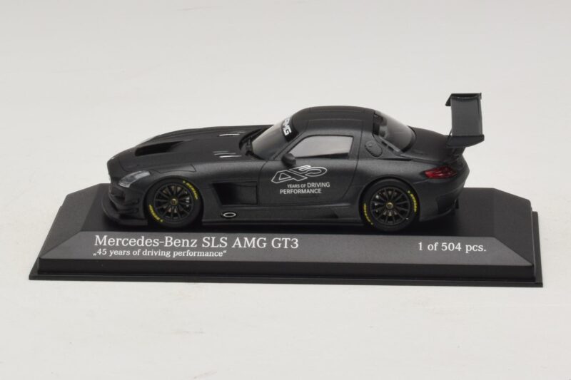 Mercedes SLS AMG GT3 45 Years of Driving Performance Černý Minichamps 1:43 410133200 Kov