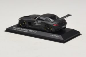 Mercedes SLS AMG GT3 45 Years of Driving Performance Černý Minichamps 1:43 410133200 Kov – obrázek 3 z 4