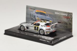 Mercedes SLS AMG GT3 #7 Black Falcon Jager / Seyffarth 24 Hours of Dubai 2011 Minichamps 1:43 437110307 Kov – obrázek 3 z 5