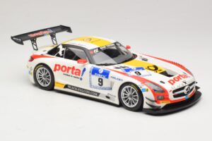 Mercedes SLS AMG GT3 #9 B. Schneider / J. Bleekemolen Black Falcon 24 Hours of Nurburgring Winner 2013 Minichamps 1:18 151133 – obrázek 4 z 6