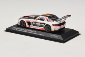 Mercedes SLS AMG GT3 All-Inkl.com #38 FIA GT1 World Championship 2012 Champions Minichamps 1:43 410123238 Kov – obrázek 3 z 4