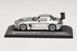 Mercedes SLS AMG GT3 Stříbrná Minichamps 1:43 410113202 Kov