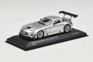 Mercedes SLS AMG GT3 Stříbrná Minichamps 1:43 410113202 Kov – obrázek 2 z 4
