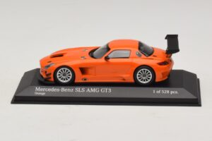 Mercedes SLS AMG GT3 Street Orange Minichamps 1:43 410113204 Kov