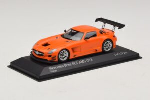 Mercedes SLS AMG GT3 Street Orange Minichamps 1:43 410113204 Kov – obrázek 2 z 4