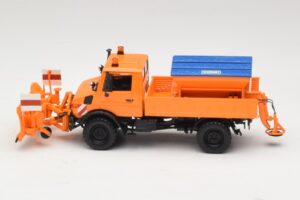 Mercedes Unimog 1300 L Sněžný Pluh Oranžová Minichamps 1:43 439033060 Kov – obrázek 3 z 6