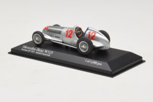Mercedes W125 R. Caracciola German GP 1937 Minichamps 1:43 400370012 Kov – obrázek 3 z 3