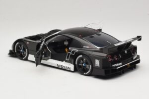 Nissan GT-R R35 Stealth Model Gran Turismo 5 AUTOart 1:18 81041 Kov – obrázek 5 z 9