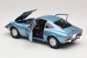 Opel GT Blue Metallic Minichamps 1:18 180049030 Kov – obrázek 5 z 8