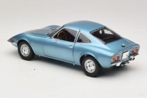Opel GT Blue Metallic Minichamps 1:18 180049030 Kov – obrázek 7 z 8