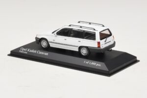 Opel Kadett E Caravan Bílý Minichamps 1:43 400045911 Kov – obrázek 3 z 4