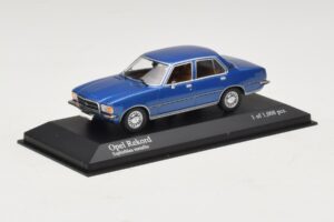 Opel Rekord D Modrý Metalický Minichamps 1:43 400044002 Kov – obrázek 2 z 4