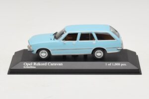 Opel Rekord D Caravan Světle Modrý Minichamps 1:43 400044014 Kov