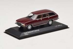 Opel Rekord D Caravan Červený Minichamps 1:43 400044012 Kov – obrázek 2 z 4
