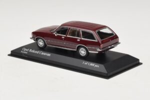 Opel Rekord D Caravan Červený Minichamps 1:43 400044012 Kov – obrázek 3 z 4