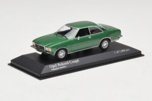 Opel Rekord D Kupé Zelený Metalický Minichamps 1:43 400044022 Kov – obrázek 2 z 4